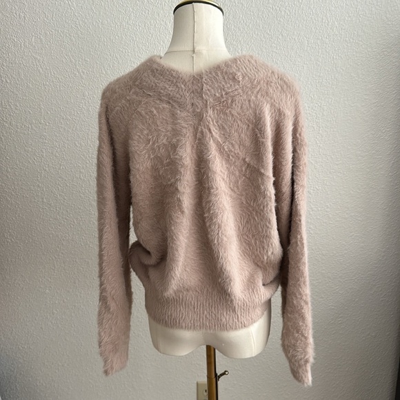 V Neck Faux Sweater - Picture 2 of 4